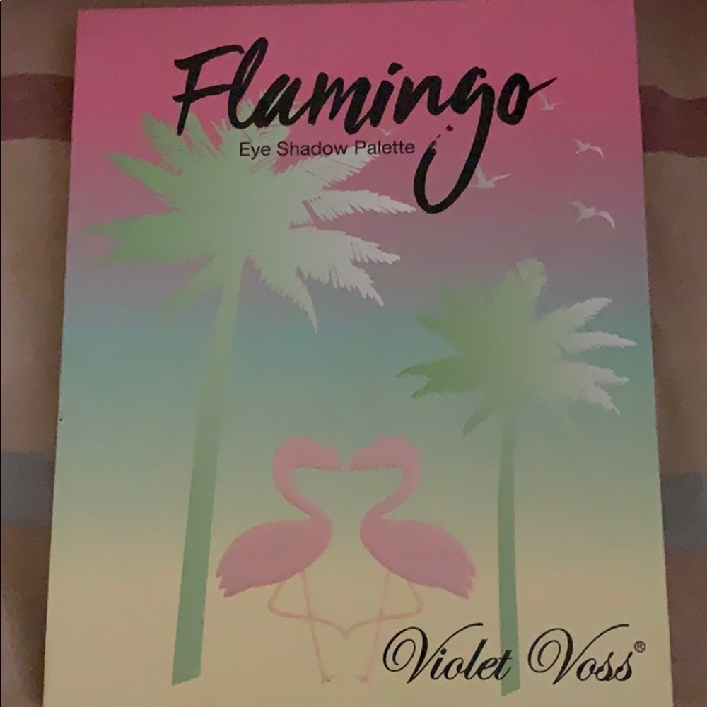 Violet Voss flamingo eyeshadow palette